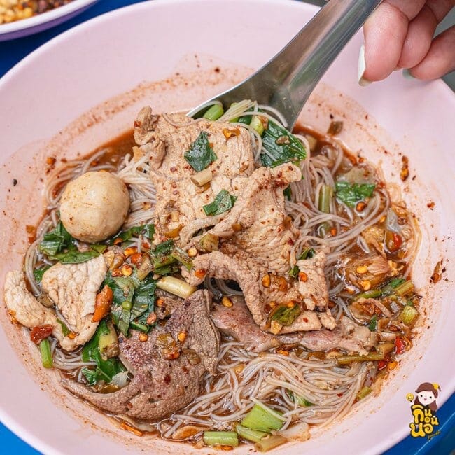 ก๋วยเตี๋ยวเรือแม่แป๊ว