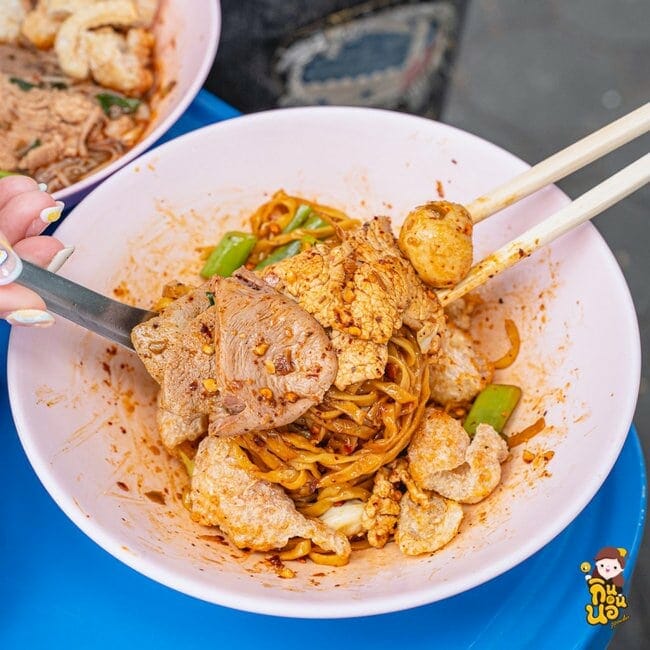 ก๋วยเตี๋ยวเรือแม่แป๊ว