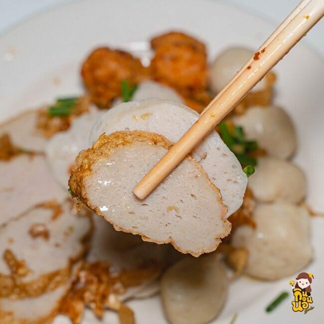 วโรชา(เต็ง) ก๋วยเตี๋ยวลูกชิ้นปลา