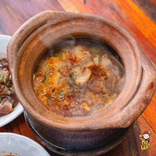 ฟาโลควันโก๋หม้อ ฟาโล อยุธยา ก๋วยเตี๋ยวต้มยำ ก๋วยเตี๋ยวต้มยำหมูกรอบ