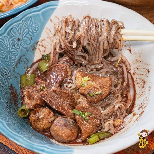 ฟาโลควันโก๋หม้อ ฟาโล อยุธยา ก๋วยเตี๋ยวต้มยำ ก๋วยเตี๋ยวต้มยำหมูกรอบ