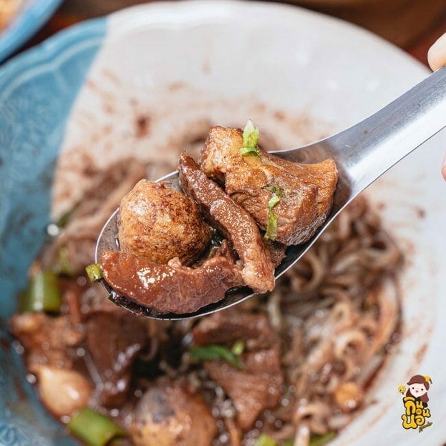 ฟาโลควันโก๋หม้อ ฟาโล อยุธยา ก๋วยเตี๋ยวต้มยำ ก๋วยเตี๋ยวต้มยำหมูกรอบ