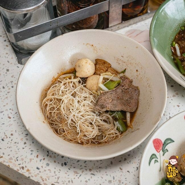 ก๋วยเตี๋ยวเรือป้าเล็ก