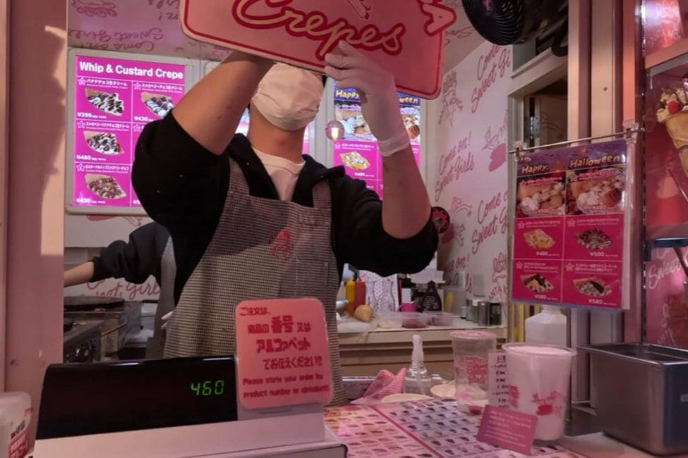 SANTA MONICA CREPE เครป ญี่ปุ่น เครปเย็น เครปญี่ปุ่น Takeshita Street Harajuku