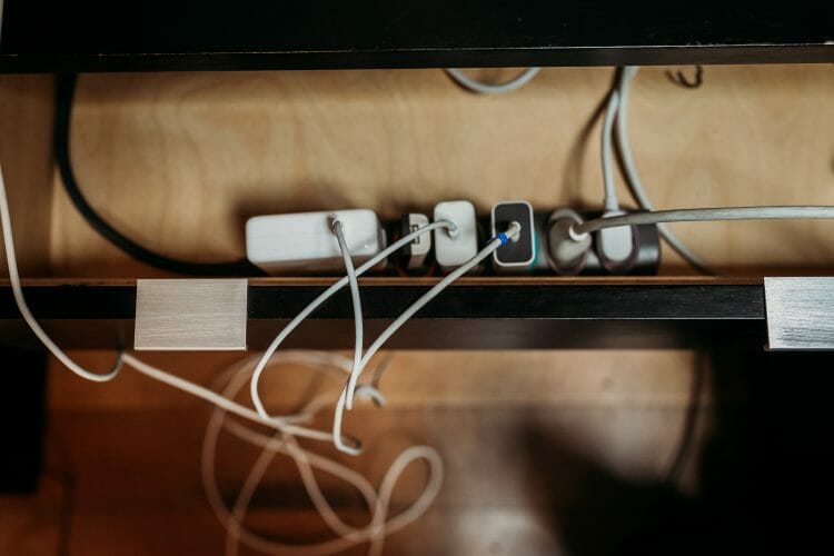Photo: plug by ConvertKit (unsplash.com)