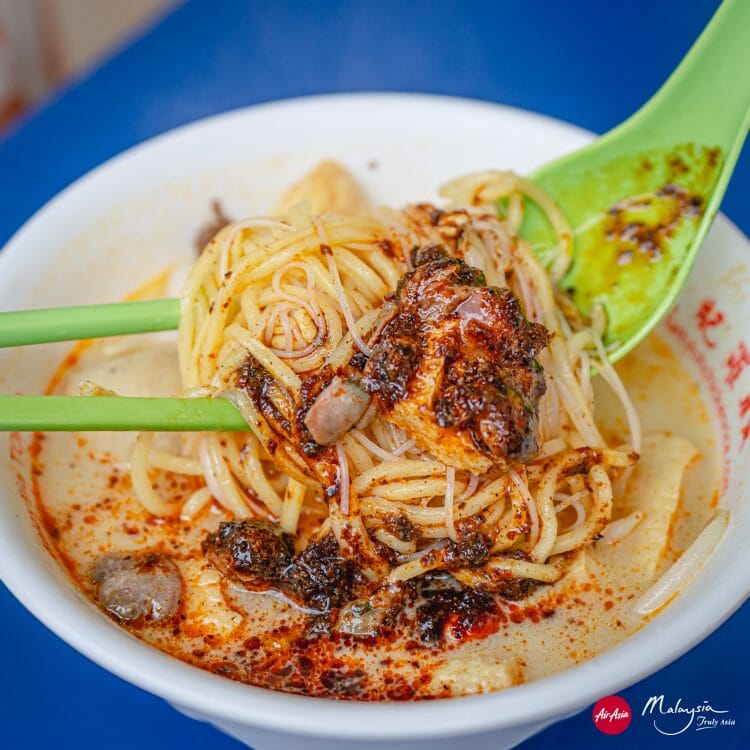Curry mee street food

