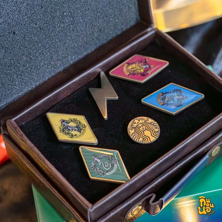 ชุดเข็มกลัด Starbucks Harry Potter ตราบ้านฮอกวอตส์