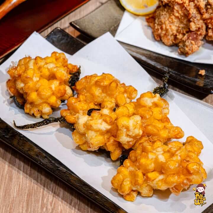 ข้าวโพดเทมปุระทอดกรอบร้อนๆ