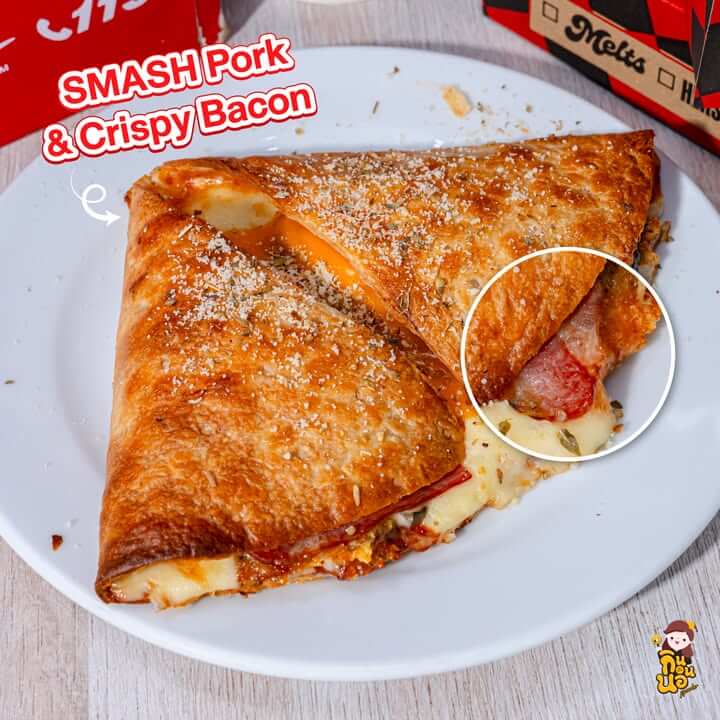 SMASH Beef Crispy Cheese เนื้อวัวสแมชชีสกรอบ