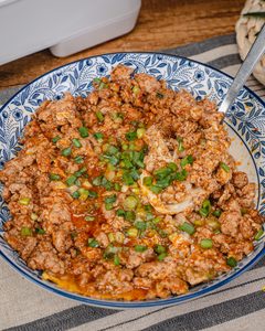 หมูสับหม่าล่าไข่เยิ้ม พร้อมเสิร์ฟ